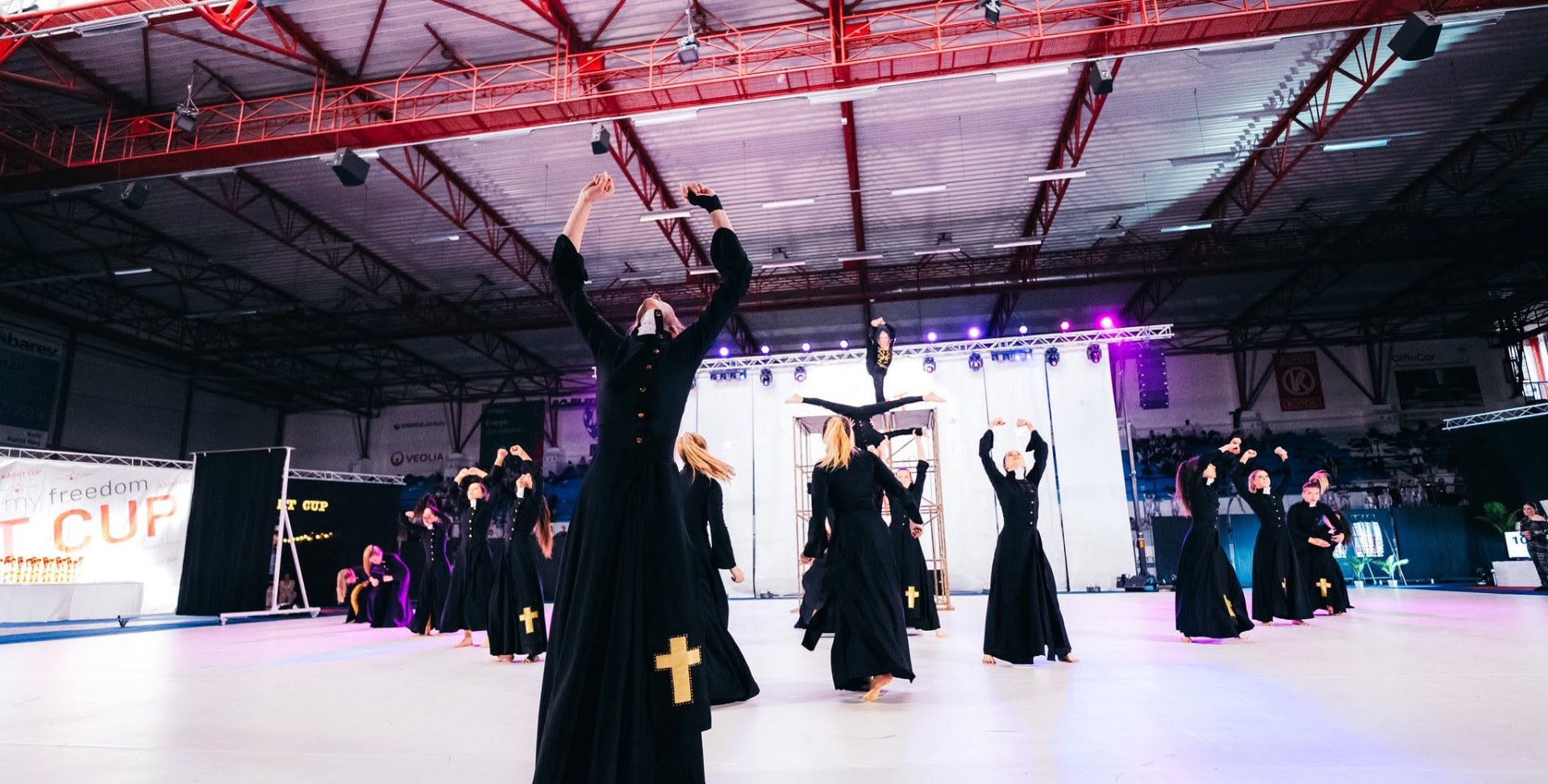 Kábrt Company – Dance Art Production